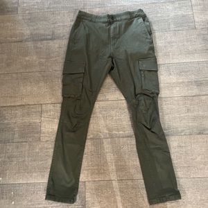 Green cargo pants size 34